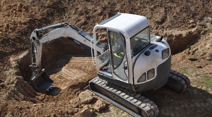How Do You Choose the Right Mini Excavator?